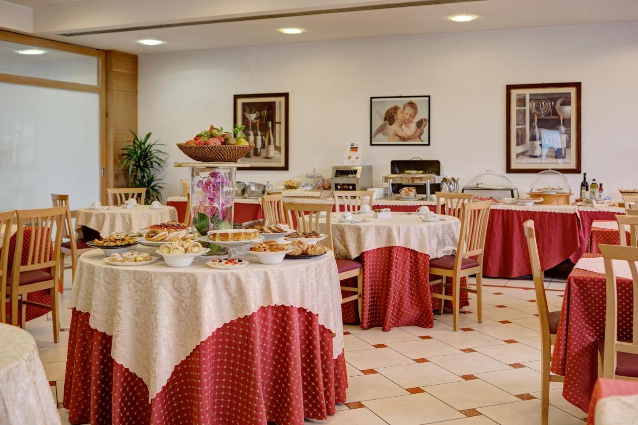 Ih Hotels Firenze Business Scandicci Exteriér fotografie